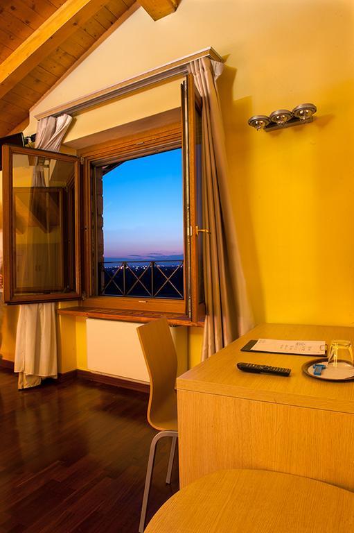 Hotel Fontana Santa グルメッロ・デル・モンテ エクステリア 写真